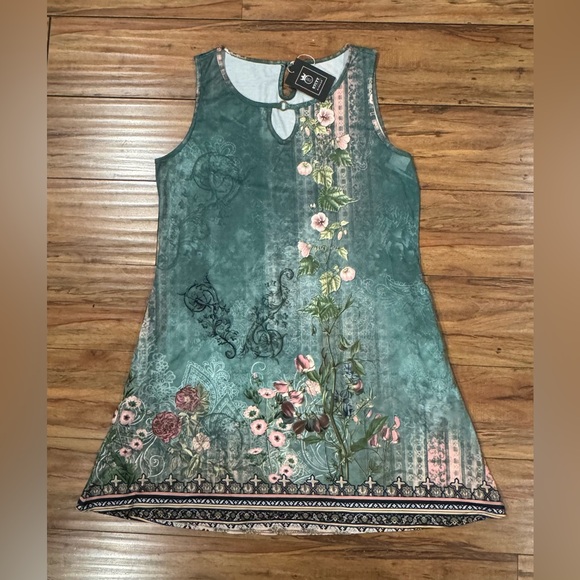 NWT ETCYY Floral Patterned Dress - Picture 1 of 10